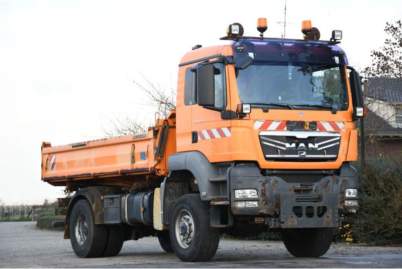 MAN TGS 18.320 AK!!4X4!! KIPPER MEILLER!!KOMMUNAL LKW!!KLIMA - Camión volquete: foto 2 MAN TGS 18.320 AK!!4X4!! KIPPER MEILLER!!KOMMUNAL LKW!!KLIMA - Camión volquete: foto 2