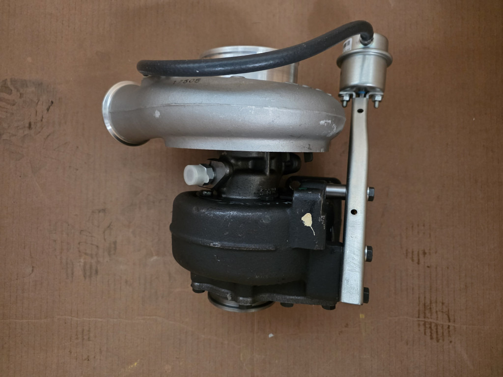 Case 504380015 - Turbocompresor para Maquinaria de construcción: foto 2 Case 504380015 - Turbocompresor para Maquinaria de construcción: foto 2