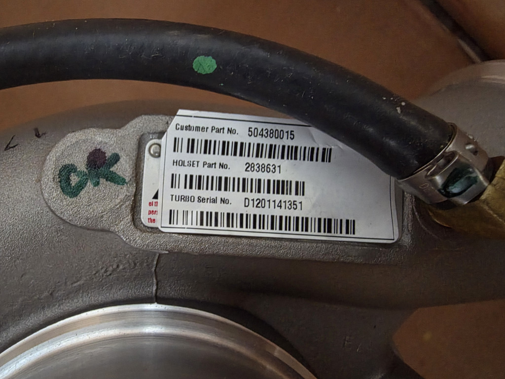 Case 504380015 - Turbocompresor para Maquinaria de construcción: foto 3 Case 504380015 - Turbocompresor para Maquinaria de construcción: foto 3