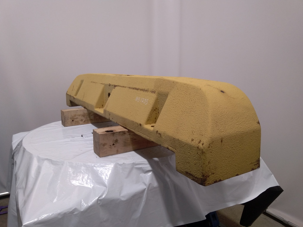 Caterpillar 1651735 - Contrapeso para Maquinaria de construcción: foto 2 Caterpillar 1651735 - Contrapeso para Maquinaria de construcción: foto 2