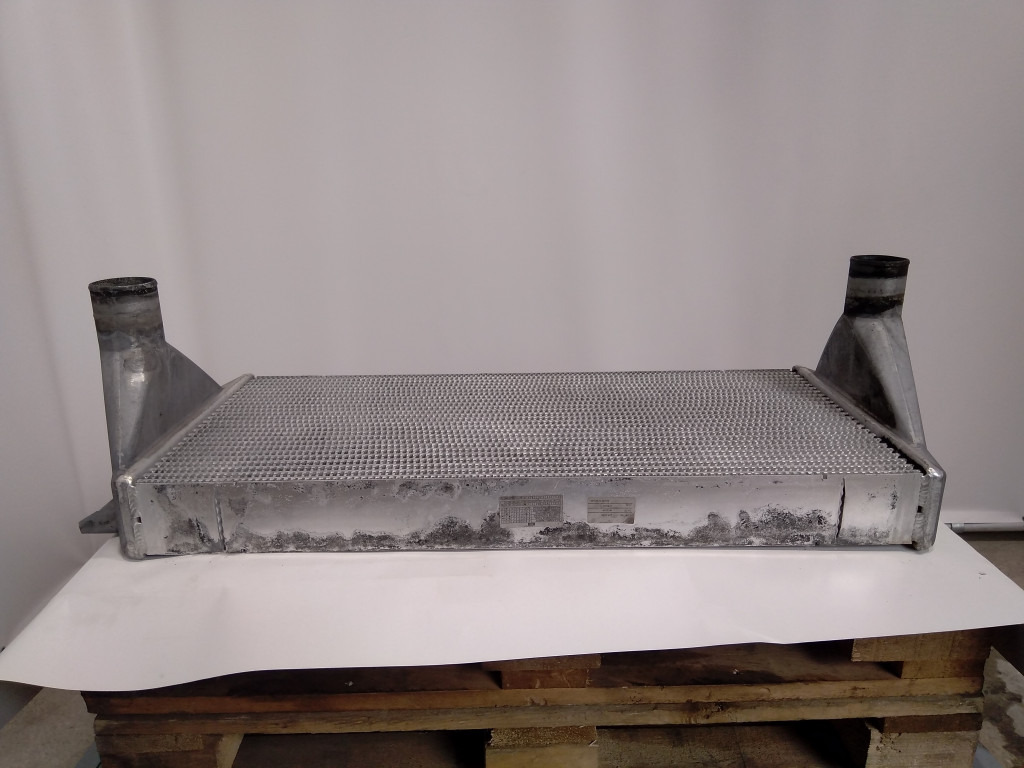 Caterpillar 2435063 - Intercooler para Maquinaria de construcción: foto 1 Caterpillar 2435063 - Intercooler para Maquinaria de construcción: foto 1