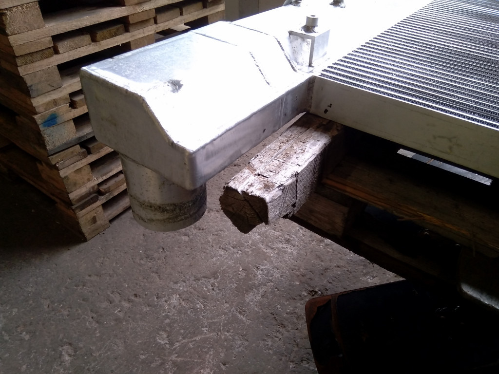 Caterpillar 365CL - - Intercooler para Maquinaria de construcción: foto 3 Caterpillar 365CL - - Intercooler para Maquinaria de construcción: foto 3