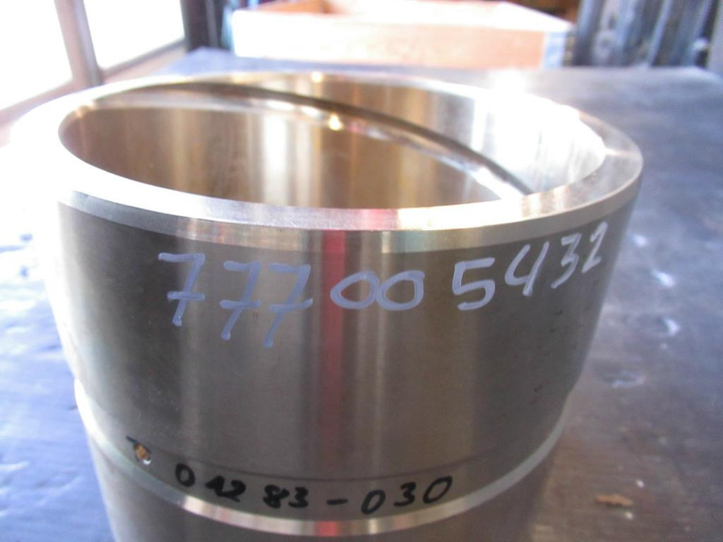 Caterpillar 4020444 - 2184690 - Pistones/ Anillos/ Bujes para Maquinaria de construcción: foto 4 Caterpillar 4020444 - 2184690 - Pistones/ Anillos/ Bujes para Maquinaria de construcción: foto 4