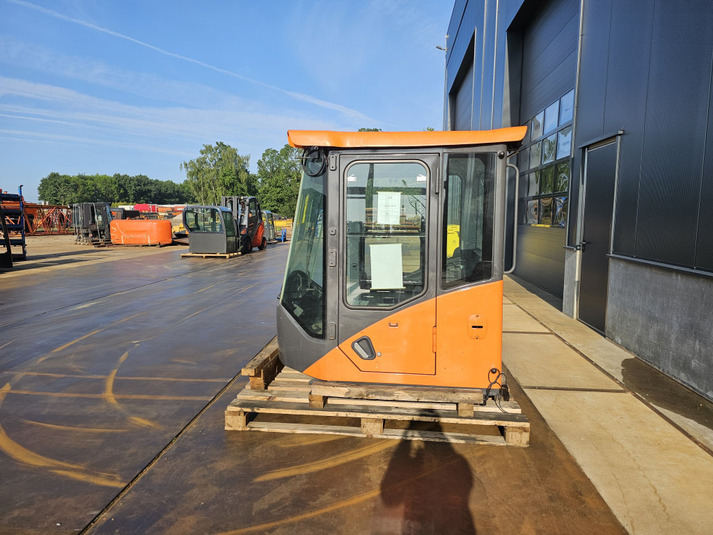 Cabina para Maquinaria de construcción Doosan 220101-00229T: foto 9