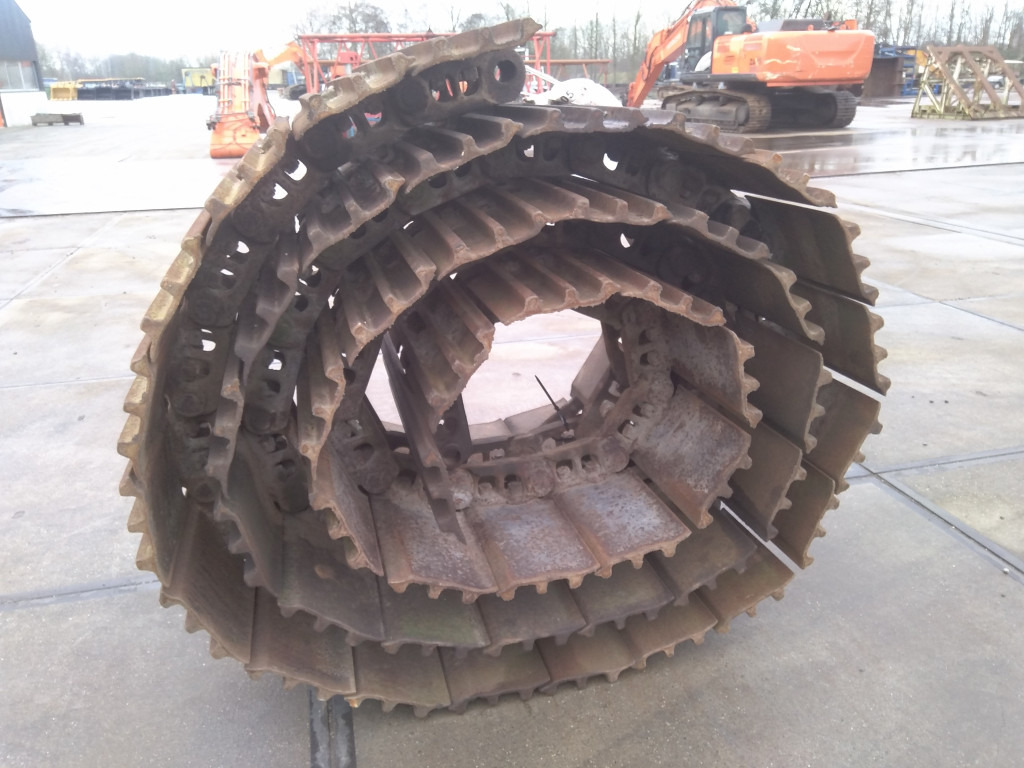 Hyundai 81N8-26070 - Oruga para Maquinaria de construcción: foto 1 Hyundai 81N8-26070 - Oruga para Maquinaria de construcción: foto 1