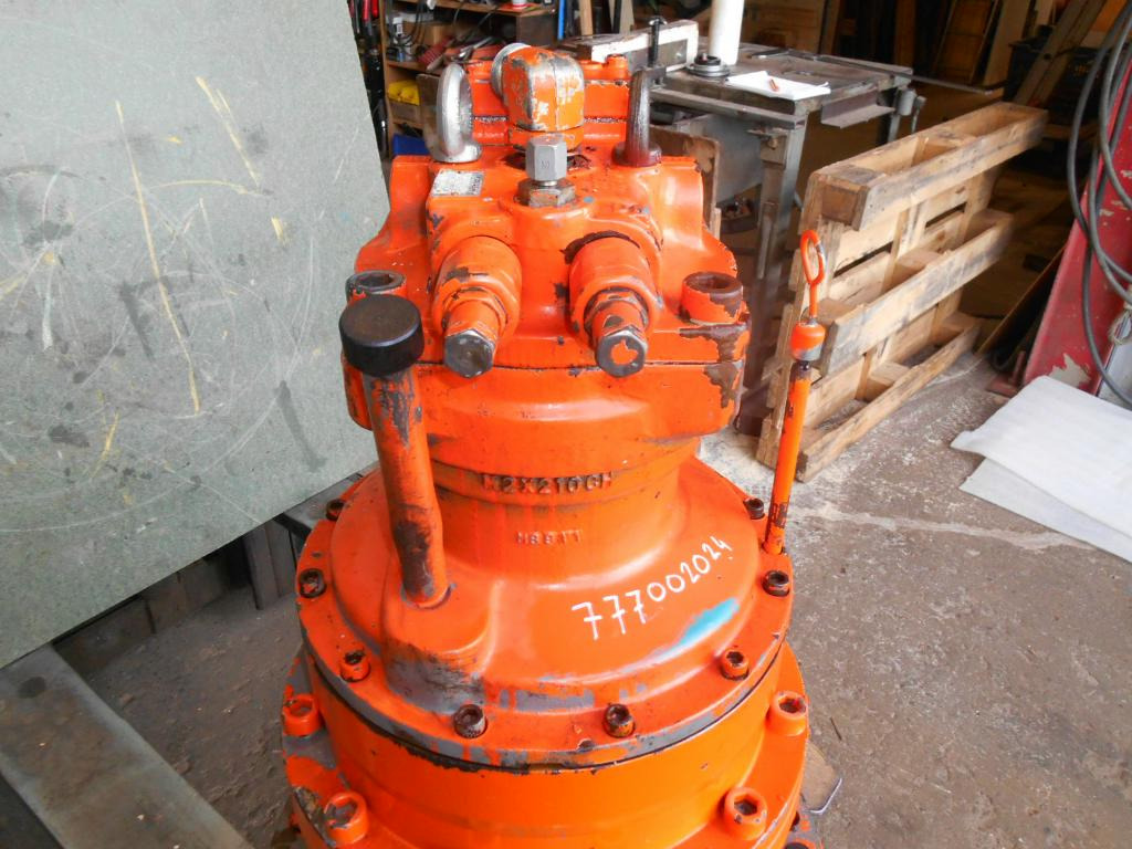 Kawasaki M2X210CHB-10A - - Reductor de giro para Maquinaria de construcción: foto 3 Kawasaki M2X210CHB-10A - - Reductor de giro para Maquinaria de construcción: foto 3