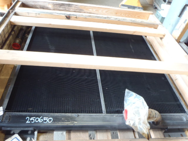 Kobelco SK200 - - Enfriador de aceite para Maquinaria de construcción: foto 1 Kobelco SK200 - - Enfriador de aceite para Maquinaria de construcción: foto 1