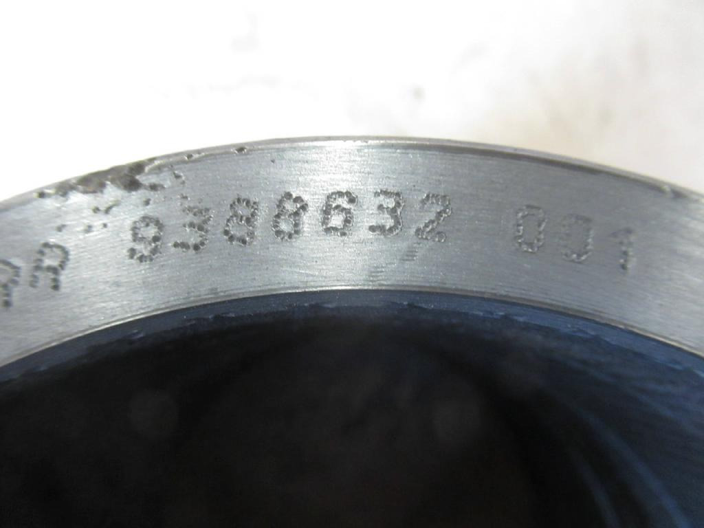 Liebherr 9388632 001 - - Pistones/ Anillos/ Bujes para Maquinaria de construcción: foto 3 Liebherr 9388632 001 - - Pistones/ Anillos/ Bujes para Maquinaria de construcción: foto 3