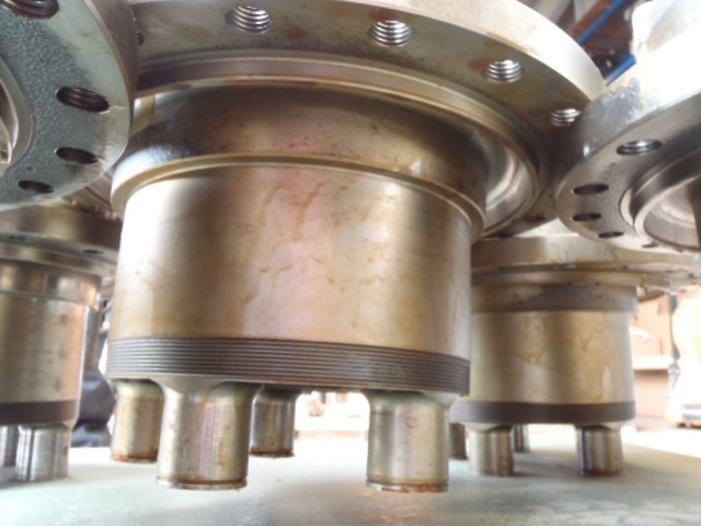 New Holland 72210456 - Motor hidráulico para Maquinaria de construcción: foto 2 New Holland 72210456 - Motor hidráulico para Maquinaria de construcción: foto 2