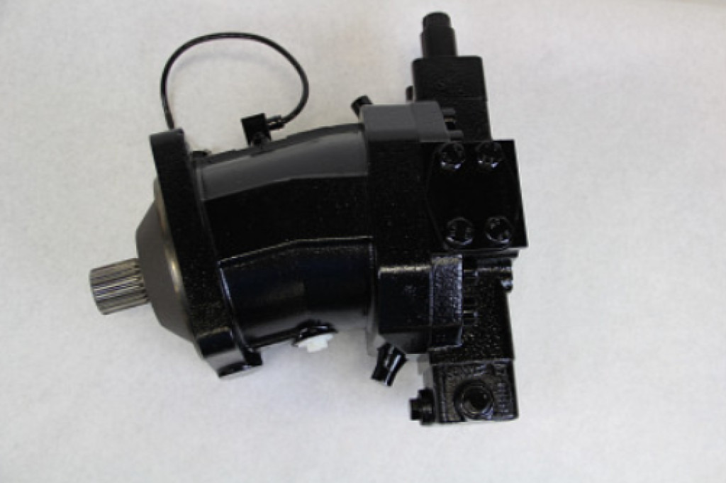 New Holland 84345391 - Motor hidráulico para Maquinaria de construcción: foto 3 New Holland 84345391 - Motor hidráulico para Maquinaria de construcción: foto 3