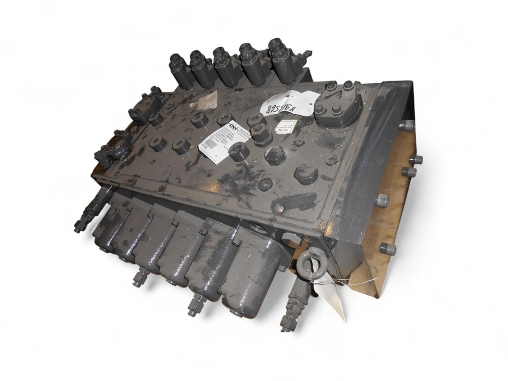 New Holland 8918568 - Válvula hidráulica para Maquinaria de construcción: foto 2 New Holland 8918568 - Válvula hidráulica para Maquinaria de construcción: foto 2