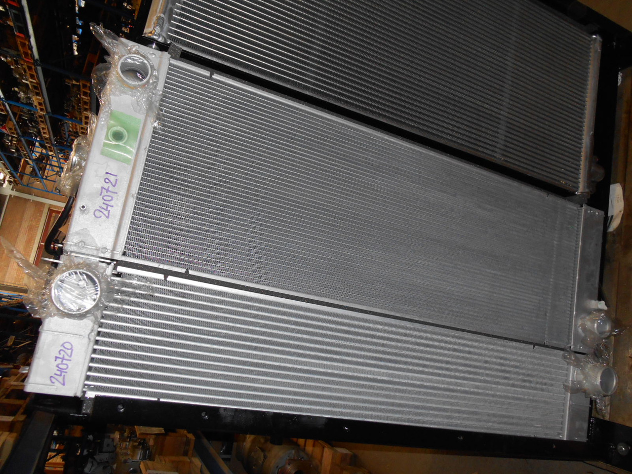 New Holland LC05P00043S001 - Radiador para Maquinaria de construcción: foto 1 New Holland LC05P00043S001 - Radiador para Maquinaria de construcción: foto 1