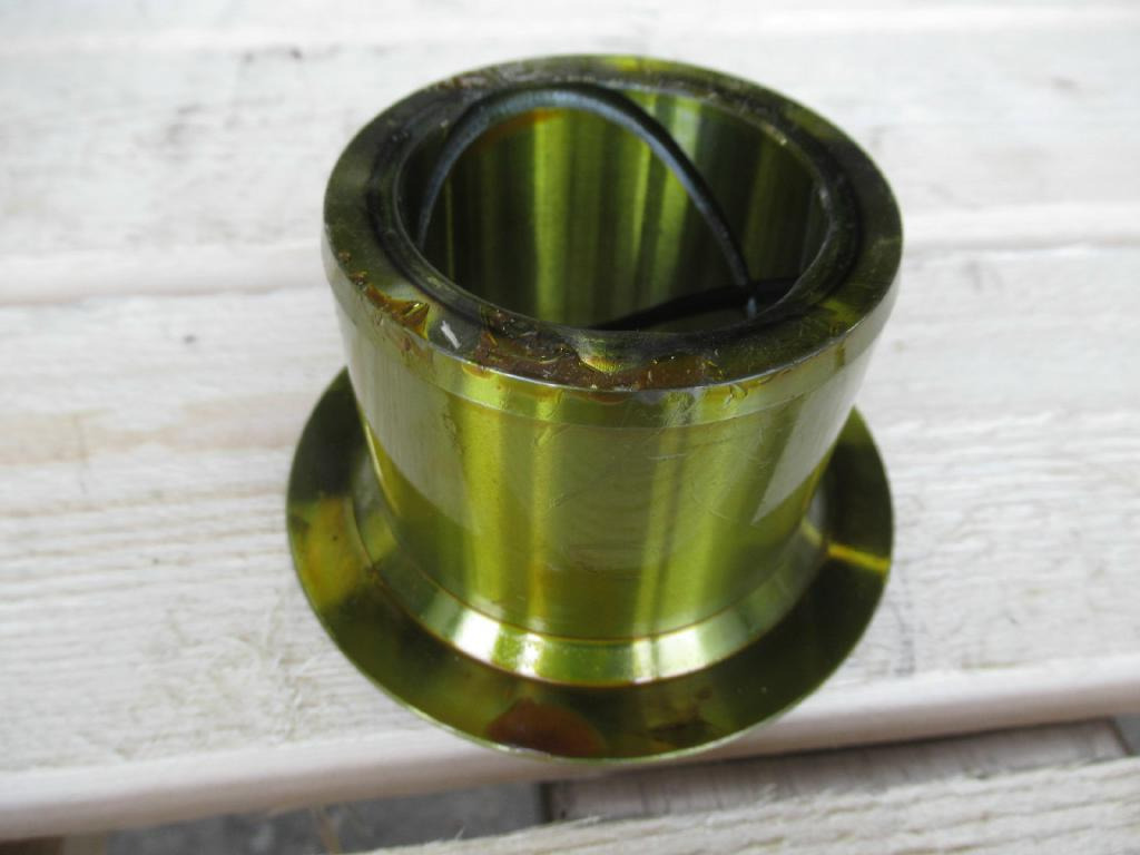 New Holland YT12B01118P1 - 72960712 - Pistones/ Anillos/ Bujes para Maquinaria de construcción: foto 3 New Holland YT12B01118P1 - 72960712 - Pistones/ Anillos/ Bujes para Maquinaria de construcción: foto 3