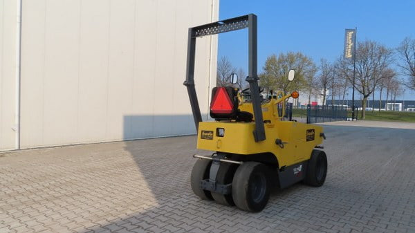 Sakai TS 160 - Rodillo de neumáticos: foto 2 Sakai TS 160 - Rodillo de neumáticos: foto 2