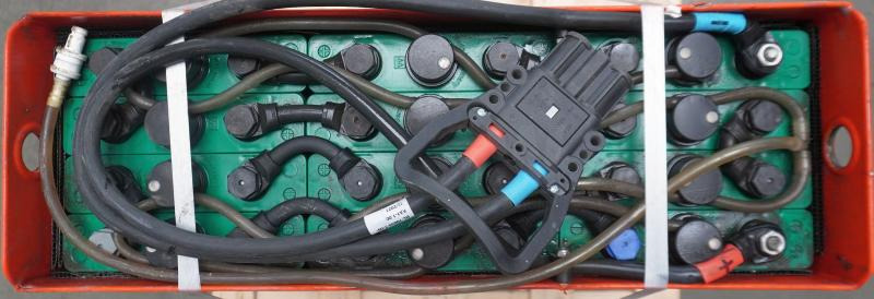 GRUMA 24 Volt 2 PzS 250 Ah - Acumulador: foto 3 GRUMA 24 Volt 2 PzS 250 Ah - Acumulador: foto 3