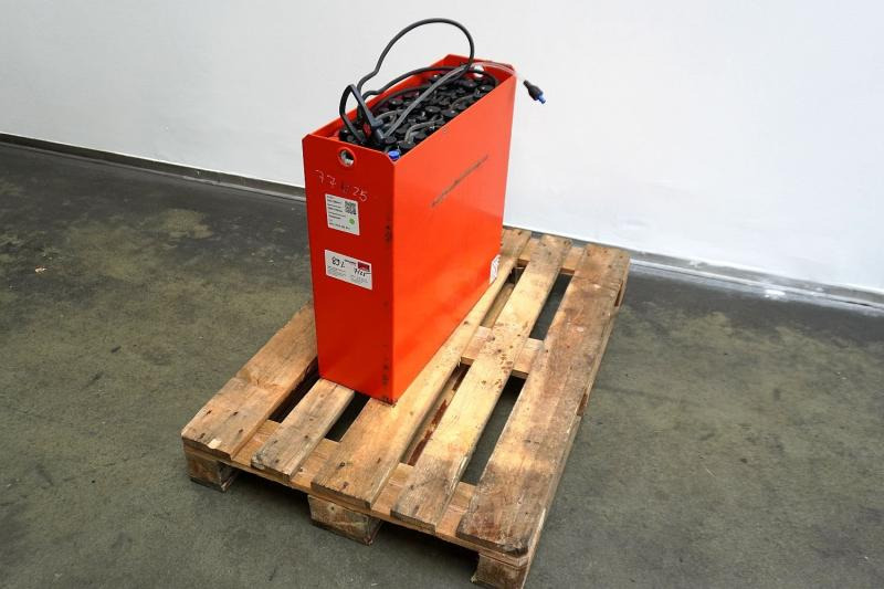 GRUMA 24 Volt 2 PzS 250 Ah - Acumulador para Equipo de manutención: foto 1 GRUMA 24 Volt 2 PzS 250 Ah - Acumulador para Equipo de manutención: foto 1
