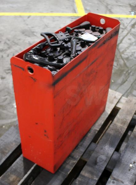 GRUMA 24 Volt 2 PzV 200 Ah - Acumulador: foto 2 GRUMA 24 Volt 2 PzV 200 Ah - Acumulador: foto 2