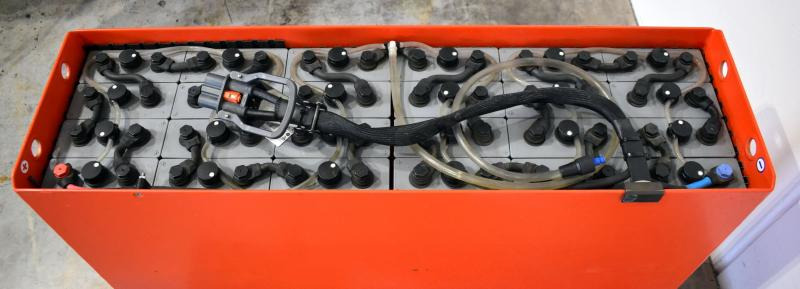 GRUMA 48 Volt 4 PzS 620 Ah - Acumulador: foto 3 GRUMA 48 Volt 4 PzS 620 Ah - Acumulador: foto 3