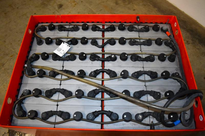 GRUMA 48 Volt 5 PzS 775 Ah - Acumulador: foto 3 GRUMA 48 Volt 5 PzS 775 Ah - Acumulador: foto 3