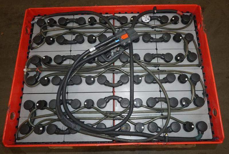GRUMA 48 Volt 5 PzS 775 Ah - Acumulador: foto 3 GRUMA 48 Volt 5 PzS 775 Ah - Acumulador: foto 3