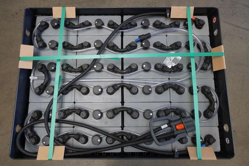 GRUMA 48 Volt 5 PzS 775 Ah - Acumulador: foto 3 GRUMA 48 Volt 5 PzS 775 Ah - Acumulador: foto 3