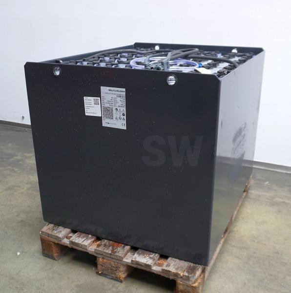 GRUMA 80 Volt 5 PzS 725 Ah - Acumulador: foto 1 GRUMA 80 Volt 5 PzS 725 Ah - Acumulador: foto 1