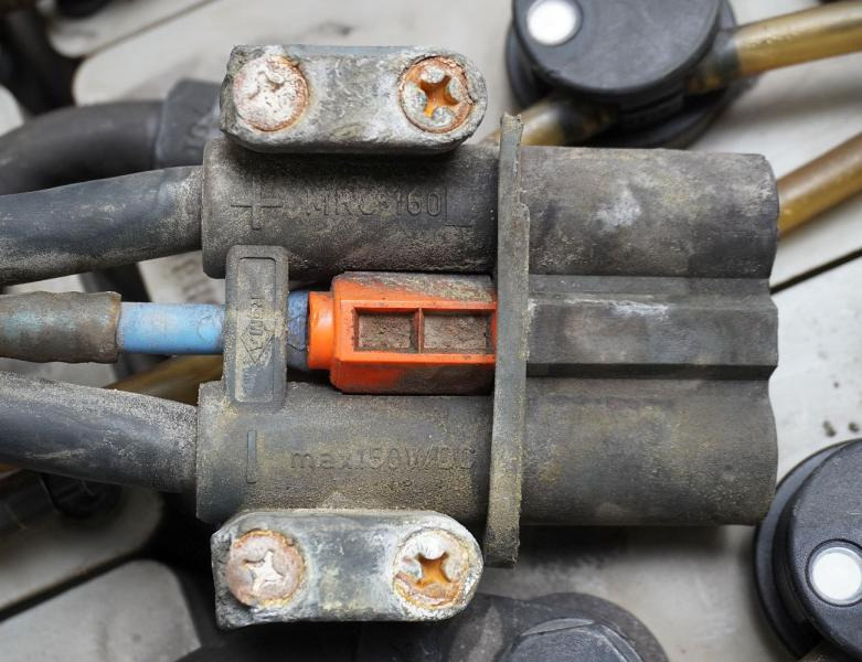 GRUMA 80 Volt 5 PzS 775 Ah - Acumulador: foto 4 GRUMA 80 Volt 5 PzS 775 Ah - Acumulador: foto 4