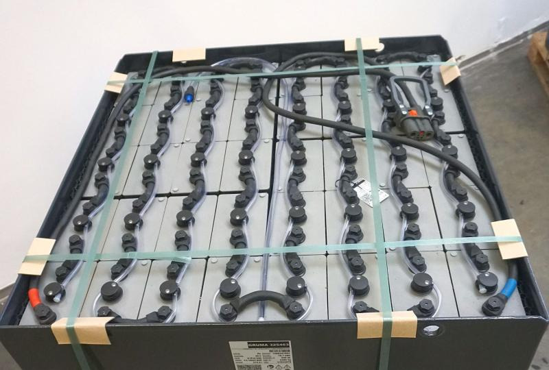 GRUMA 80 Volt 6 PzS 930 Ah - Acumulador: foto 3 GRUMA 80 Volt 6 PzS 930 Ah - Acumulador: foto 3