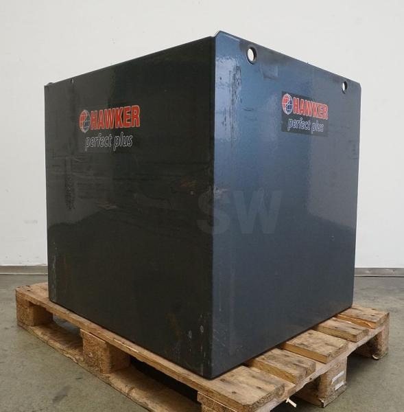 HAWKER 48 Volt 6 PzS 930 Ah - Acumulador: foto 2 HAWKER 48 Volt 6 PzS 930 Ah - Acumulador: foto 2