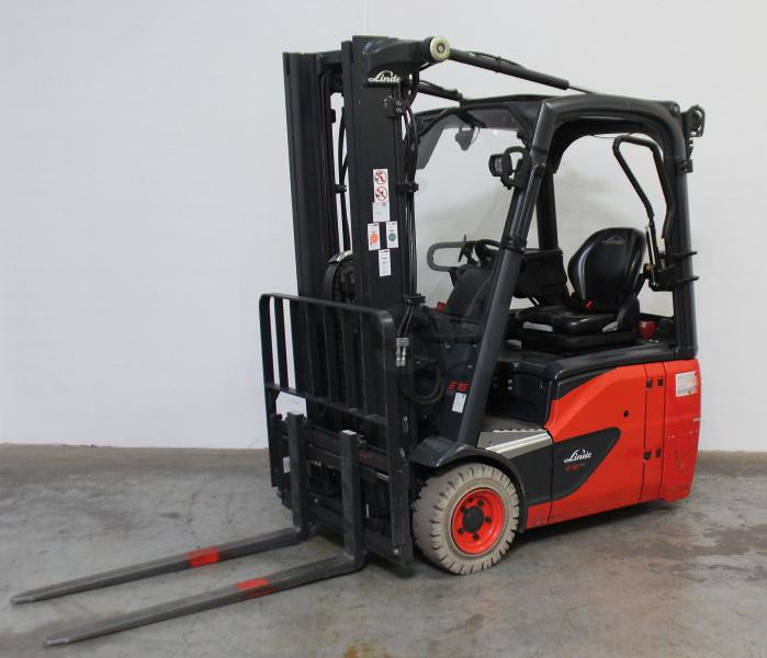 Linde E 16 C EVO 386-02 - Carretilla elevadora eléctrica: foto 1 Linde E 16 C EVO 386-02 - Carretilla elevadora eléctrica: foto 1