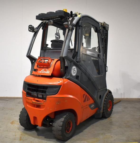Linde H 25 T/600 EVO 393-02 - Carretilla elevadora de gas: foto 2 Linde H 25 T/600 EVO 393-02 - Carretilla elevadora de gas: foto 2