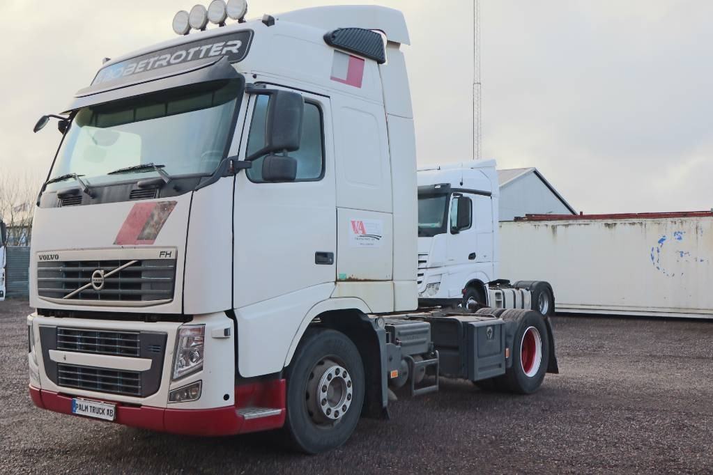 Volvo FH-440 Serie 3053 - Cabeza tractora: foto 1 Volvo FH-440 Serie 3053 - Cabeza tractora: foto 1