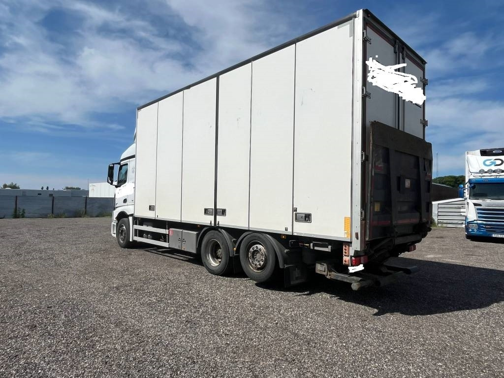 Mercedes-Benz MERCEDES-BENZ 963-0-C serie nr 9823 - Camión caja cerrada: foto 4 Mercedes-Benz MERCEDES-BENZ 963-0-C serie nr 9823 - Camión caja cerrada: foto 4