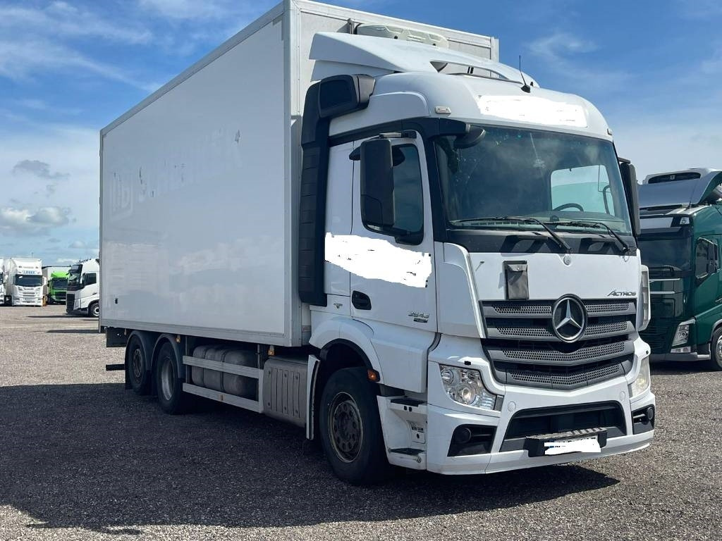 Mercedes-Benz MERCEDES-BENZ 963-0-C serie nr 9823 - Camión caja cerrada: foto 3 Mercedes-Benz MERCEDES-BENZ 963-0-C serie nr 9823 - Camión caja cerrada: foto 3