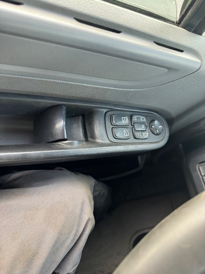 Camión portavehículos DAF CF 370: foto 31 Camión portavehículos DAF CF 370: foto 31