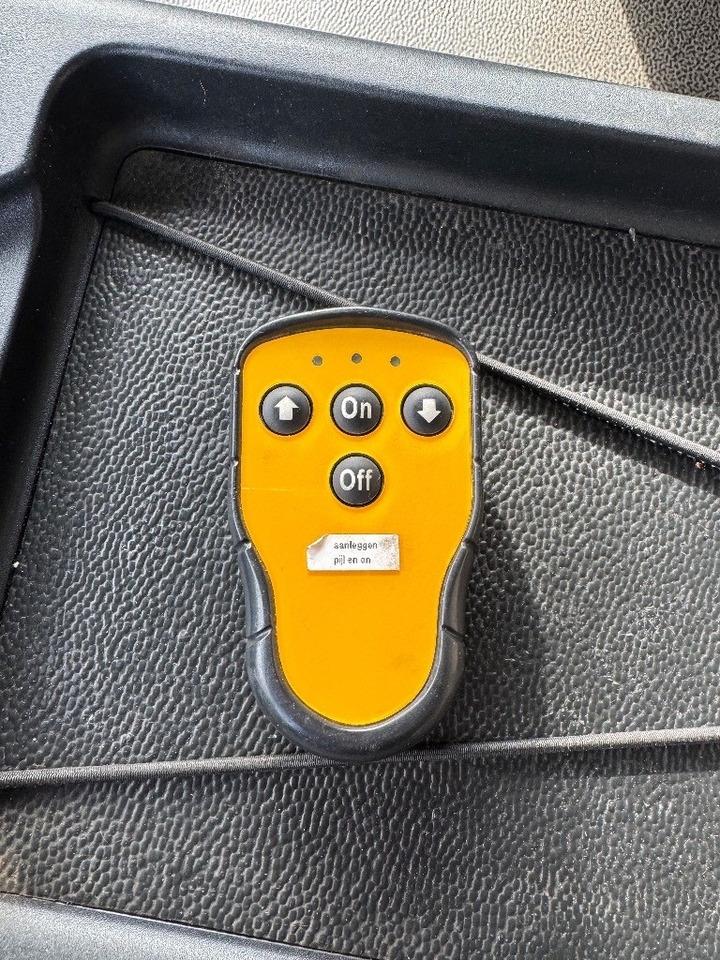 Camión portavehículos DAF CF 370: foto 18 Camión portavehículos DAF CF 370: foto 18