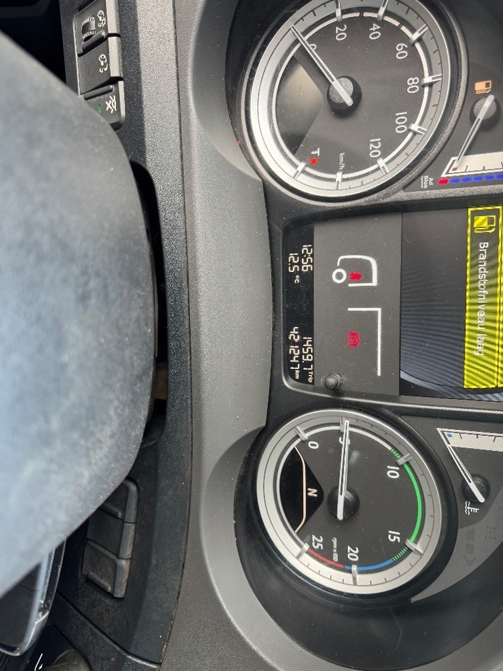 Camión portavehículos DAF CF 370: foto 33 Camión portavehículos DAF CF 370: foto 33