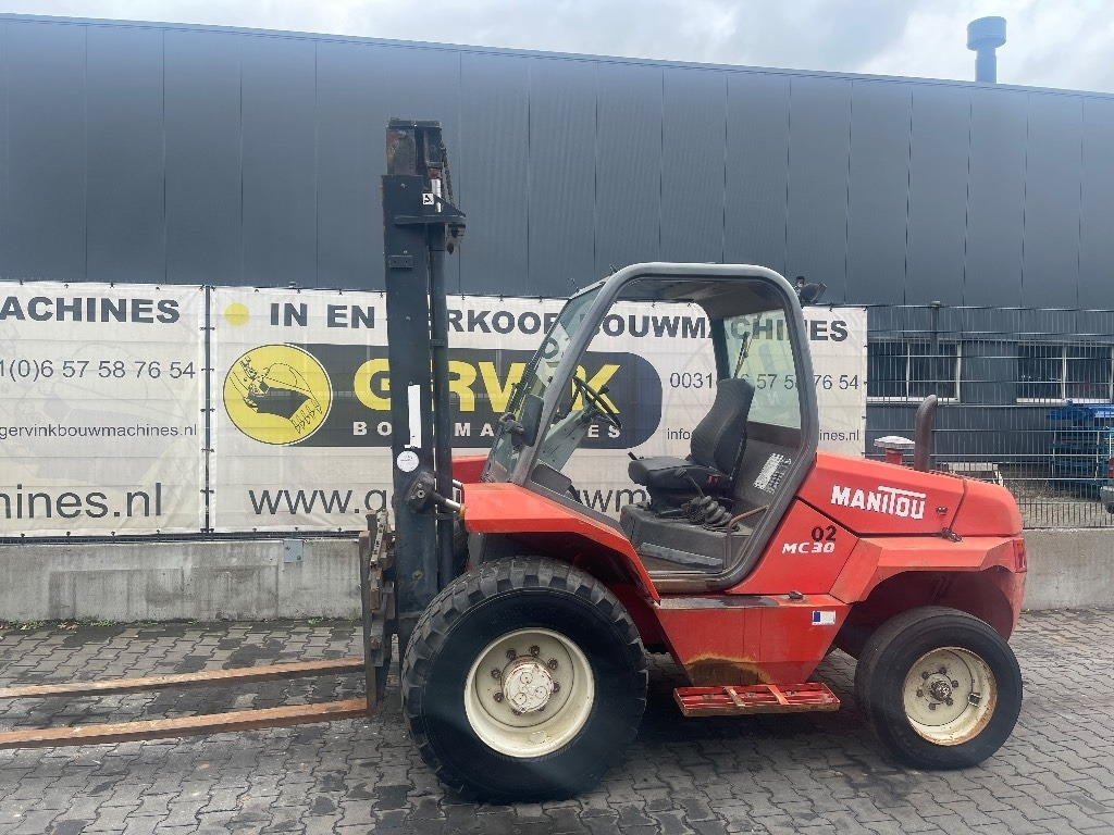 Carretilla todo terreno Manitou MC 30: foto 16