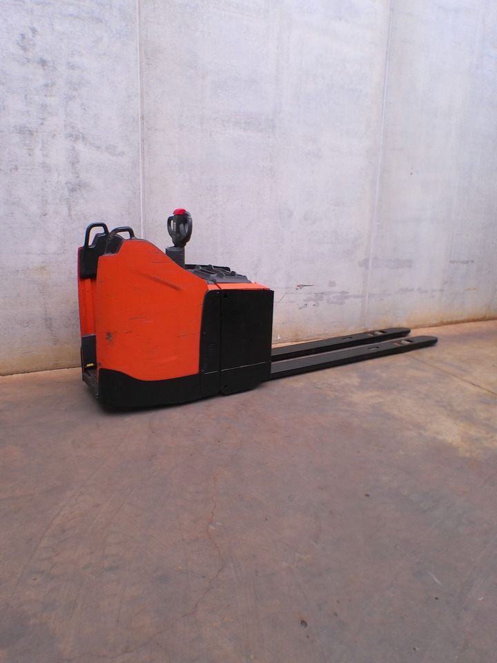 BT LPE 250 2350x550mm - Transpaleta: foto 3 BT LPE 250 2350x550mm - Transpaleta: foto 3
