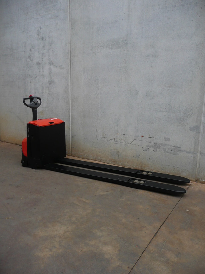 BT LWE 180 2350x570 - Transpaleta: foto 4 BT LWE 180 2350x570 - Transpaleta: foto 4