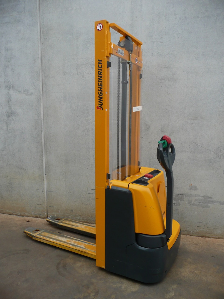 Jungheinrich EJC 110 360 ZT - Apilador: foto 1 Jungheinrich EJC 110 360 ZT - Apilador: foto 1