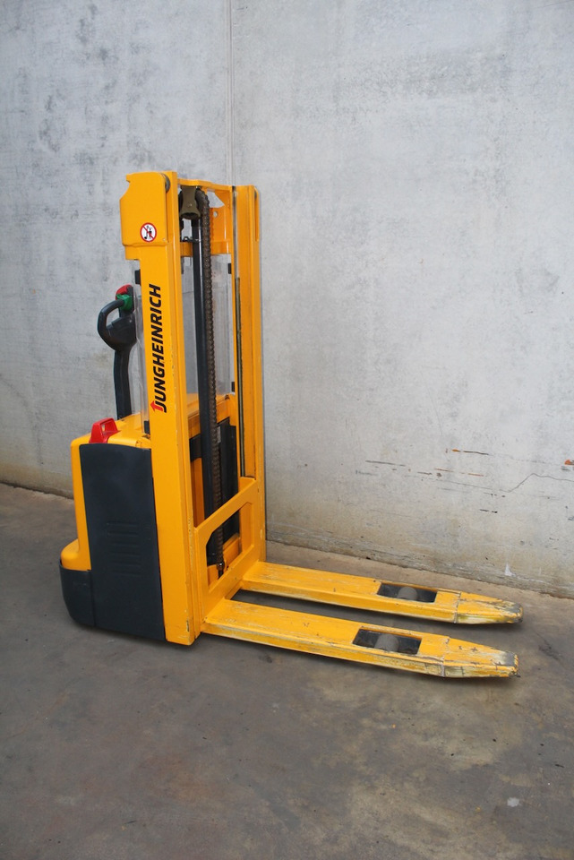 Jungheinrich EJC 112 250 ZT - Apilador: foto 4 Jungheinrich EJC 112 250 ZT - Apilador: foto 4