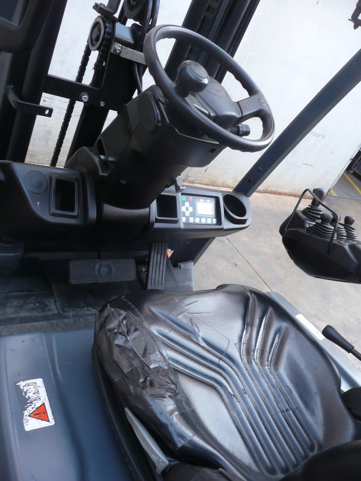 Carretilla elevadora eléctrica Toyota 8FBE15T: foto 7