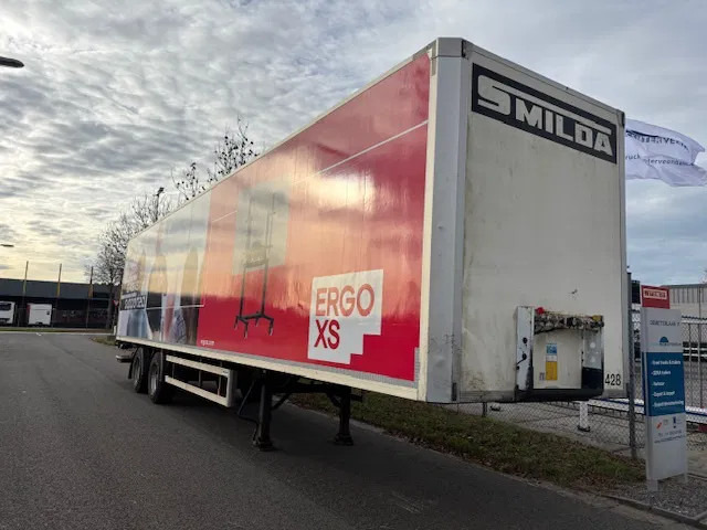Tracon TRAILERS 2-axle closed box Tridec steering taillift 2 ton - Semirremolque caja cerrada: foto 3 Tracon TRAILERS 2-axle closed box Tridec steering taillift 2 ton - Semirremolque caja cerrada: foto 3