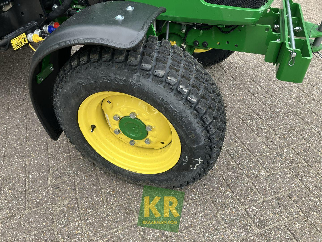 Mini tractor John Deere 3039R: foto 12