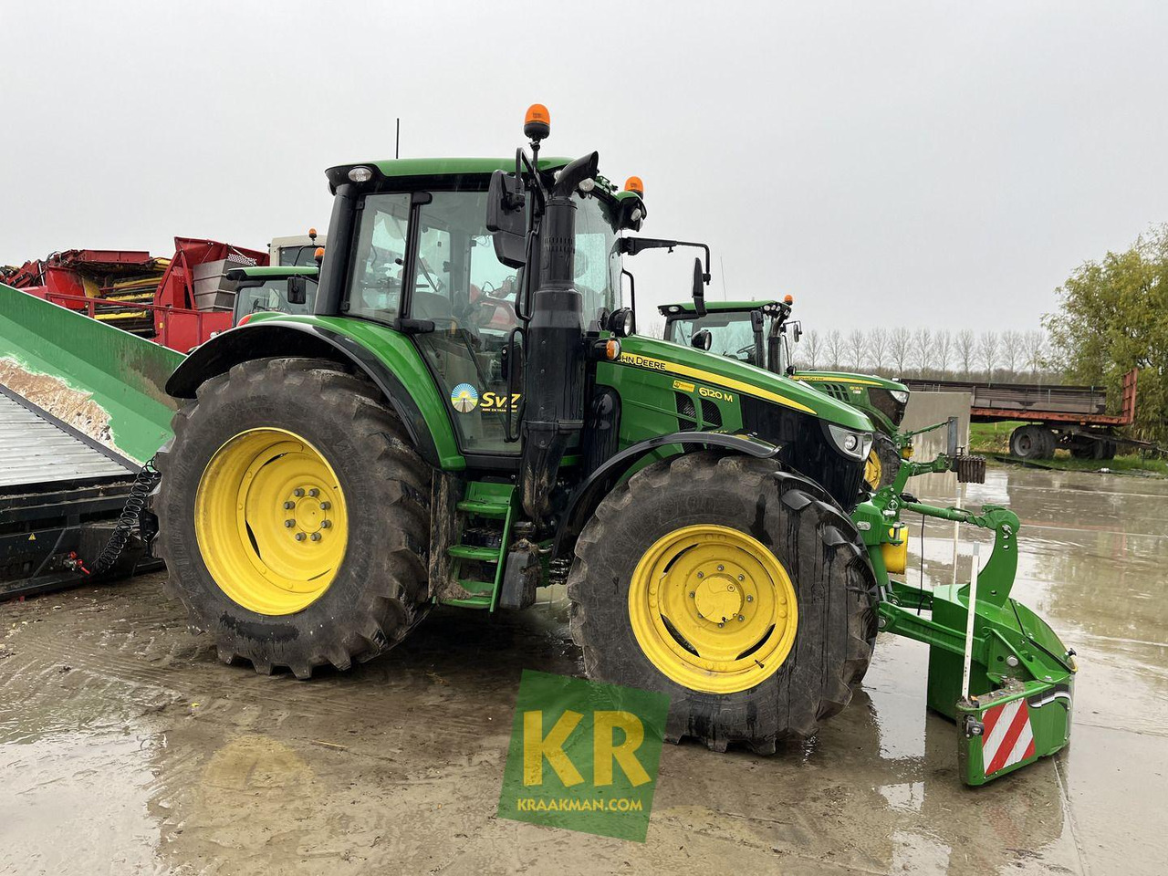 John Deere 6120M - Tractor: foto 2 John Deere 6120M - Tractor: foto 2