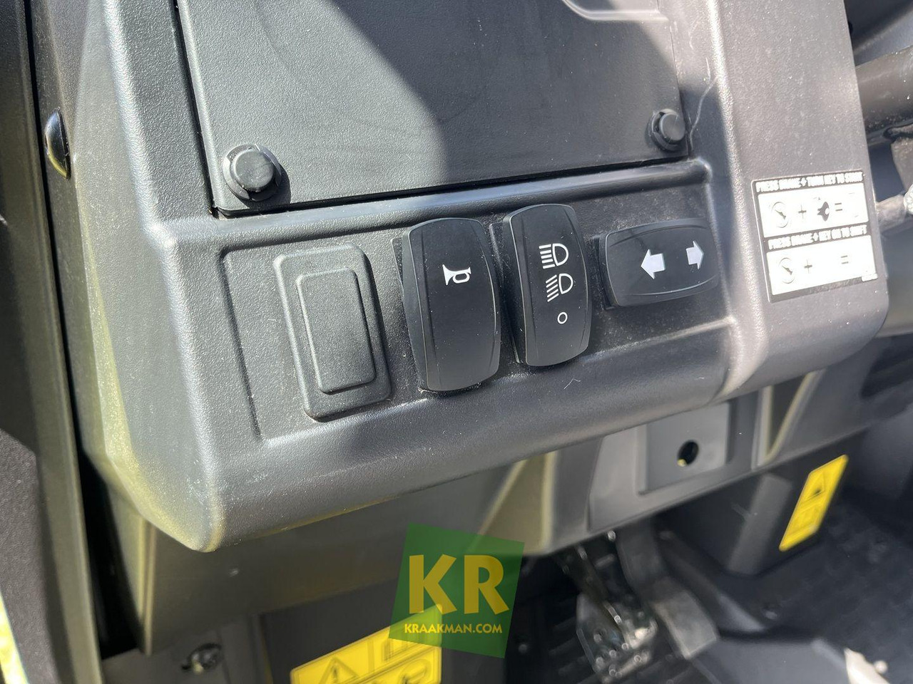 John Deere XUV875M - Cuadrimoto: foto 3 John Deere XUV875M - Cuadrimoto: foto 3