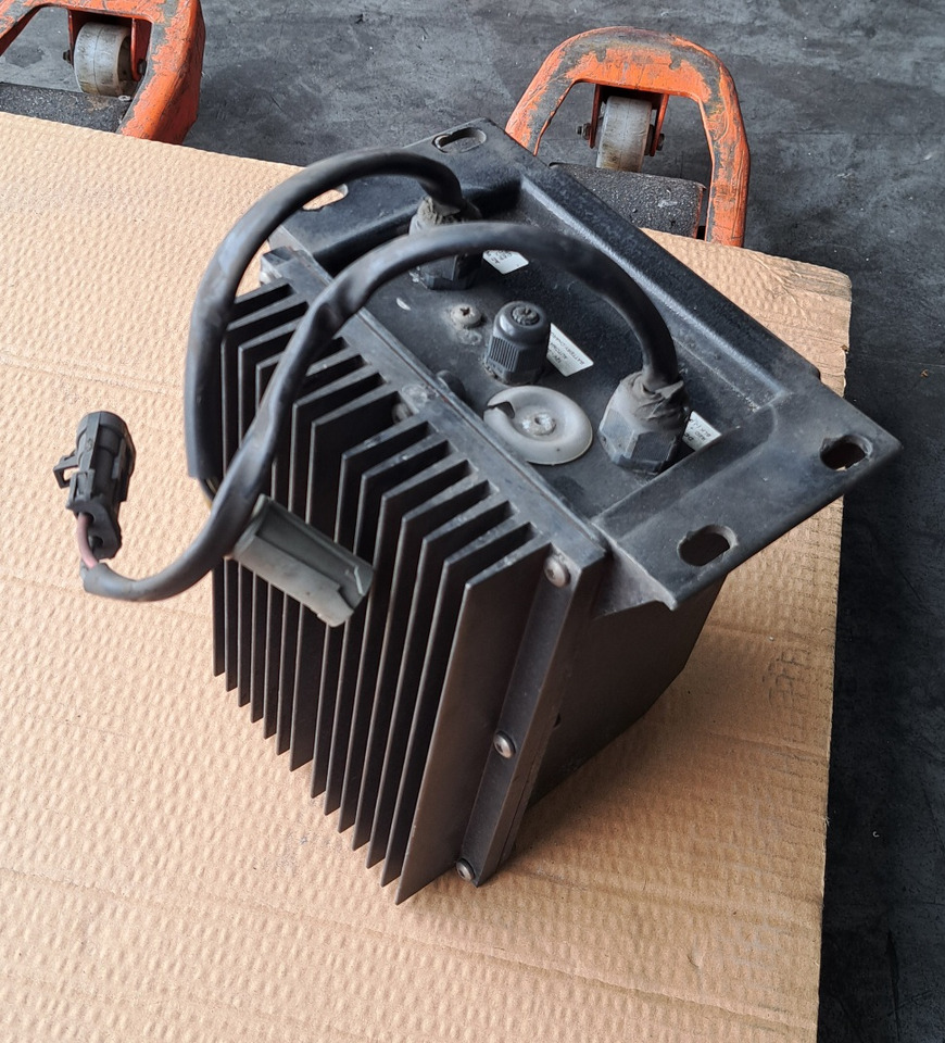 BATTERY CHARGER 12V – VECTOR - Acumulador: foto 5 BATTERY CHARGER 12V – VECTOR - Acumulador: foto 5