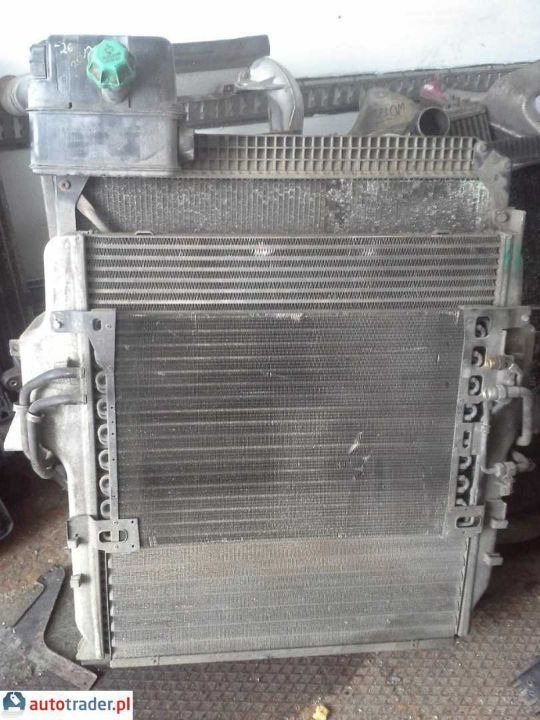 CHŁODNICA WODY MERCEDES ACTROS MP1 MP2 MP3 - Sistema de refrigeración para Camión: foto 2 CHŁODNICA WODY MERCEDES ACTROS MP1 MP2 MP3 - Sistema de refrigeración para Camión: foto 2