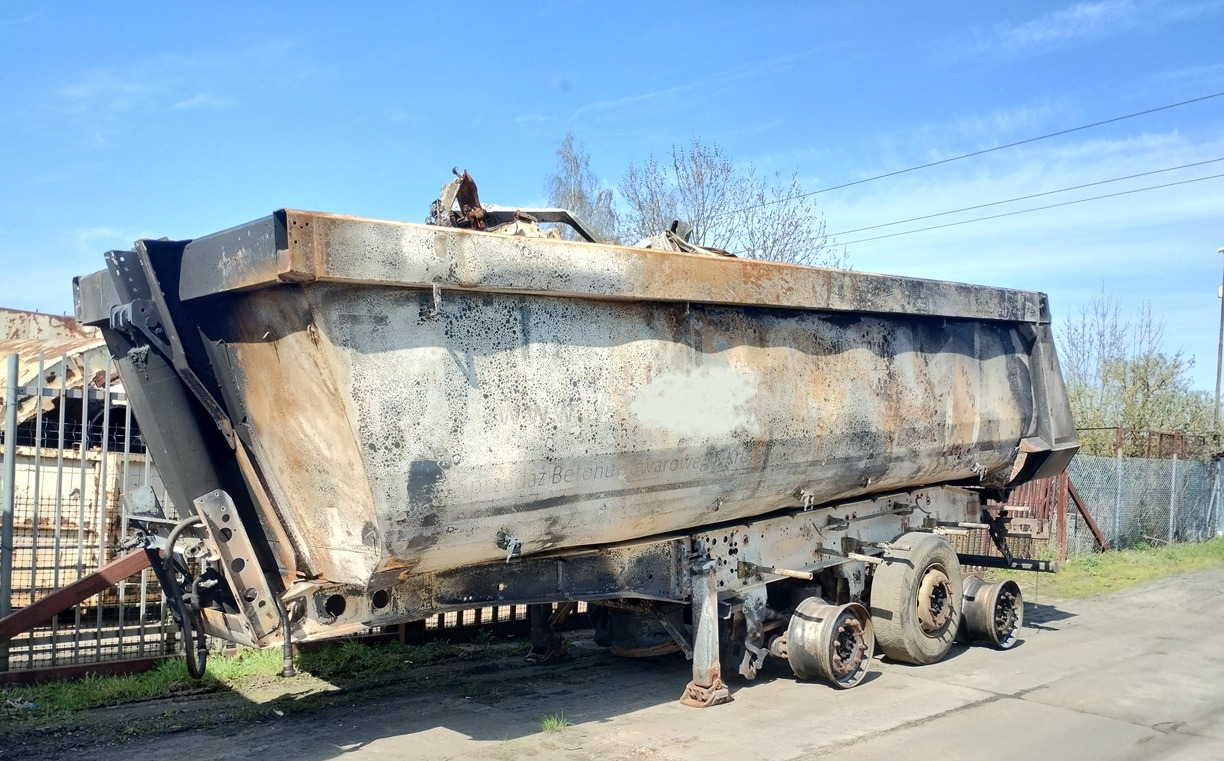 SCHMITZ CARGOBULL GOTHA 26 m3 SGF S3 2015 - Semirremolque volquete: foto 5 SCHMITZ CARGOBULL GOTHA 26 m3 SGF S3 2015 - Semirremolque volquete: foto 5